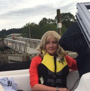 Meet your Posher, Catherine